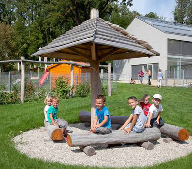 Sonnendach aus Robinie