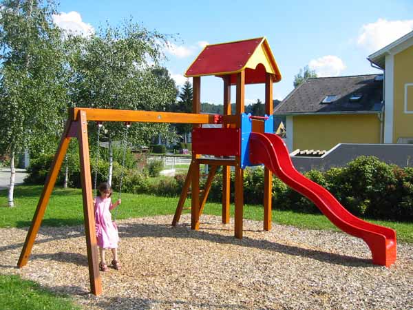 Turm Vienna mit Schaukelanbau 1er