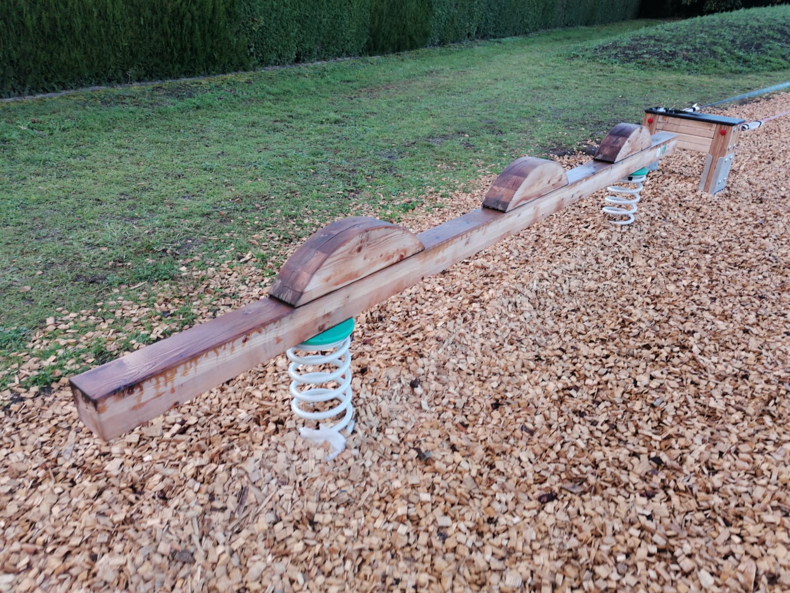 Balancierbalken Loch Ness, L: 4,00m |3 Wellen oben