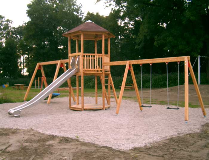 Sechseckturm Schaukelkombination Bergheim