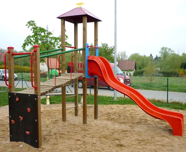 Turmanlage Fladnitz mit Hängebrücke ohne Hügel