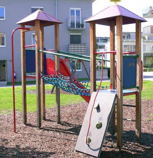 Turmkombination Kleinrötz mit Kletterwandaufstieg