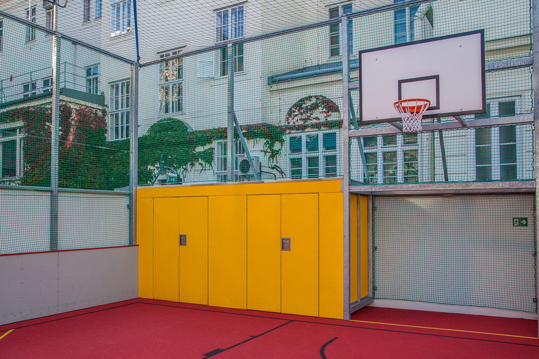 basketballanlage-aufbewahrungsbox-basketballkorb