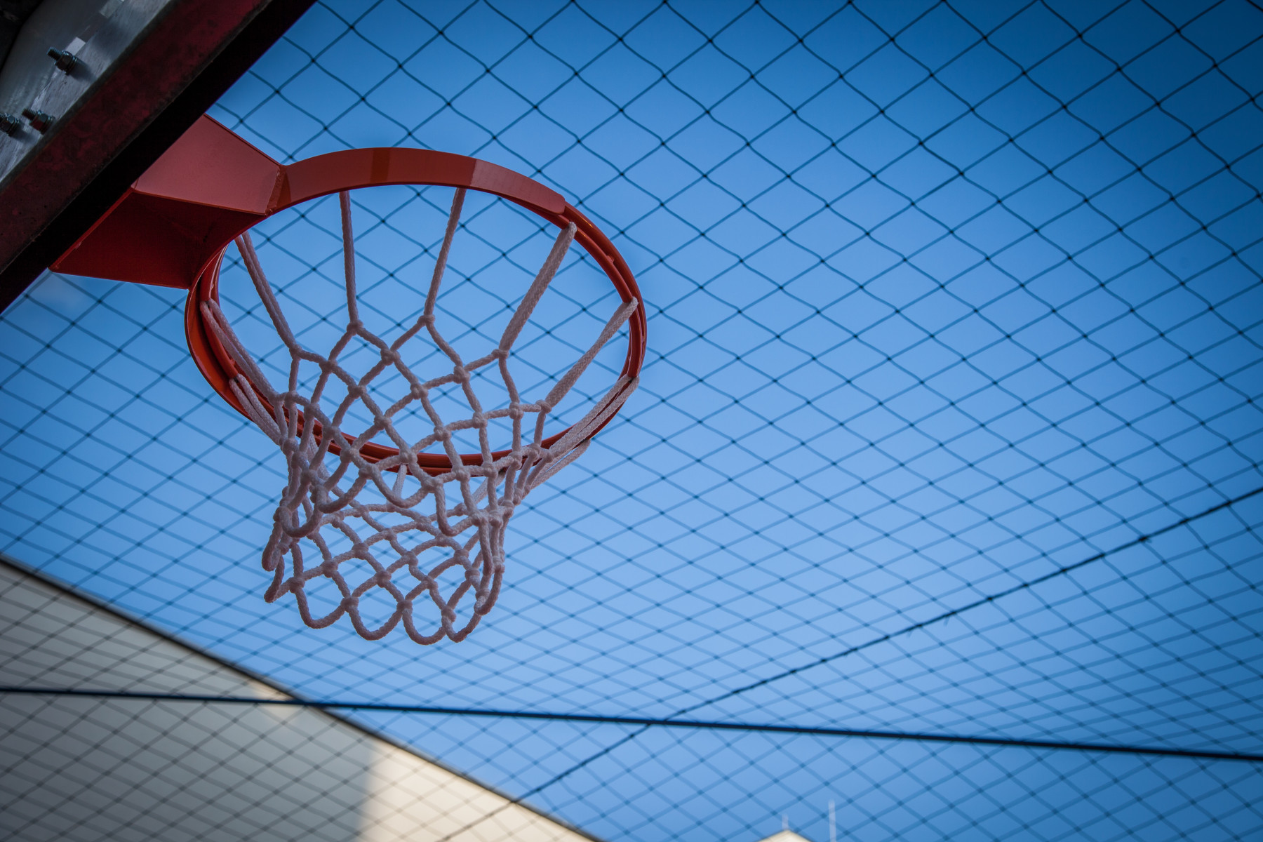 basketballanlage-basketballkorb-sicherheitssnetz