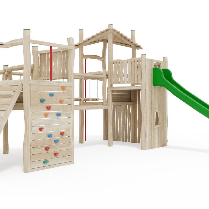 Holz-Kletterturm mit Kletterwand, Netzen und grüner Rutsche